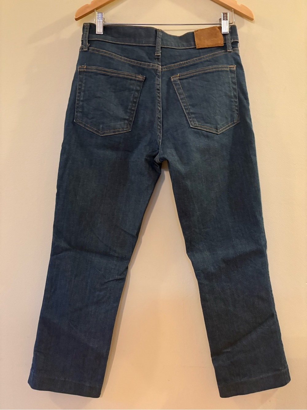 Zara Dark Wash Straight Leg Jeans women’s Sz 30. Like new.